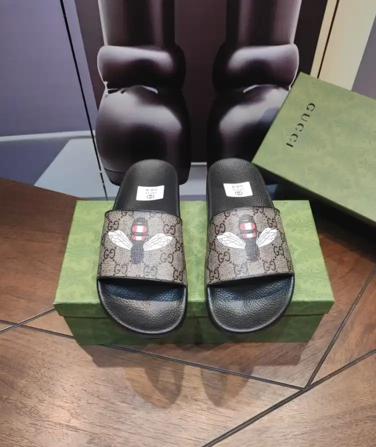 hype Gucci Slippers