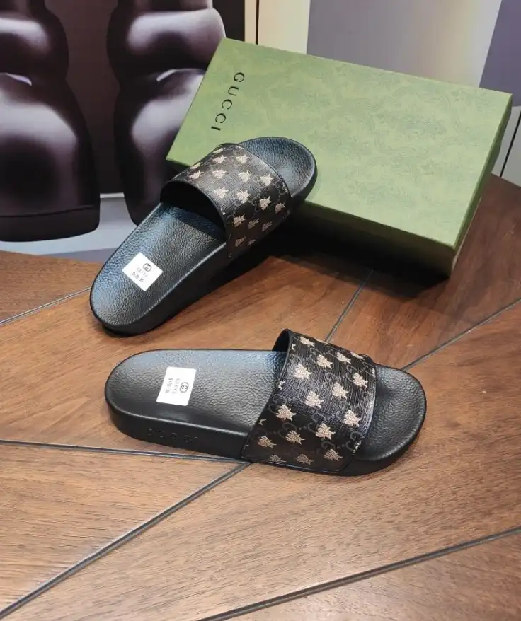 hype Gucci Slippers