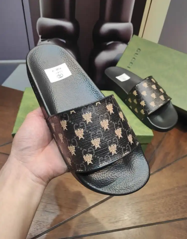 hype Gucci Slippers