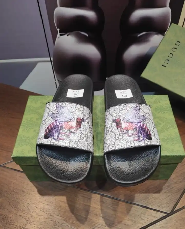 hype Gucci Slippers