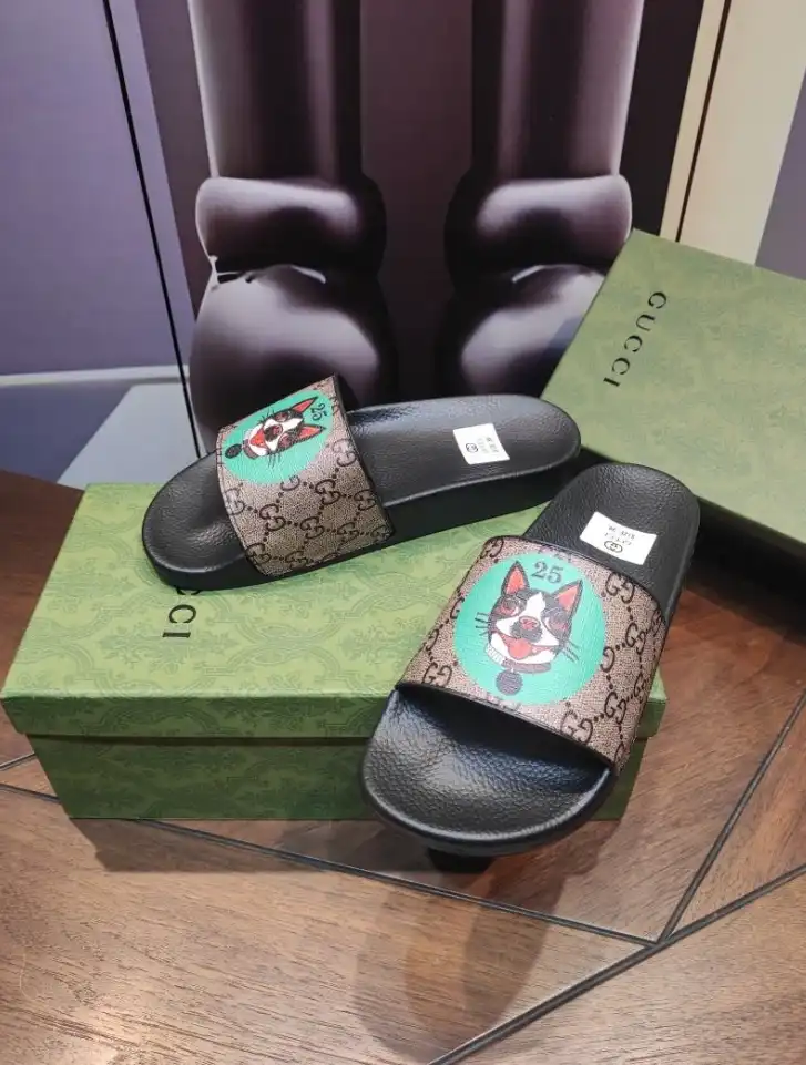 hype Gucci Slippers