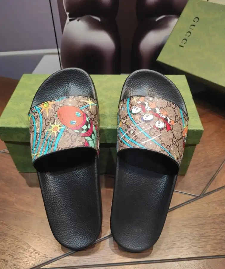 hype Gucci Slippers