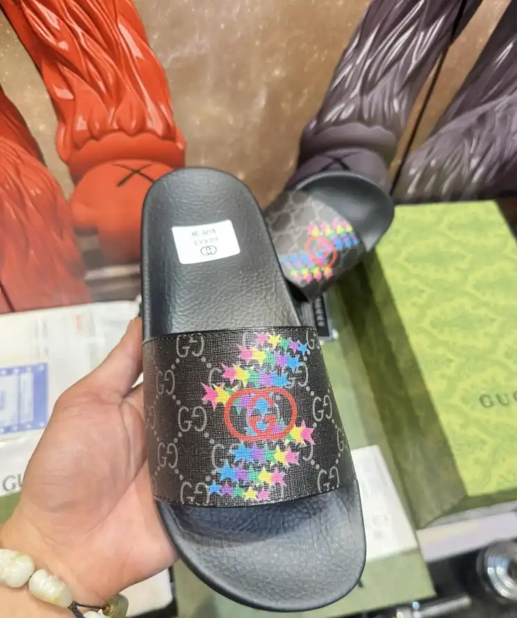 hype Gucci Slippers