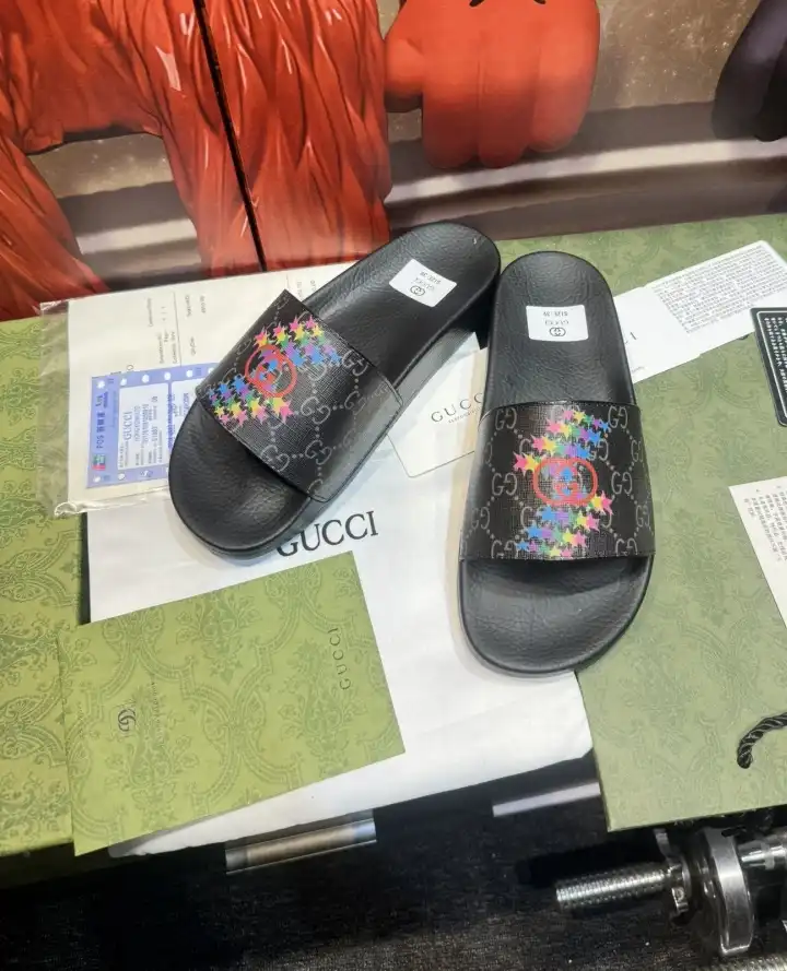 hype Gucci Slippers