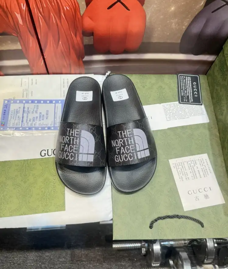 hype Gucci Slippers