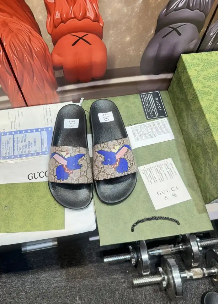 hype Gucci Slippers