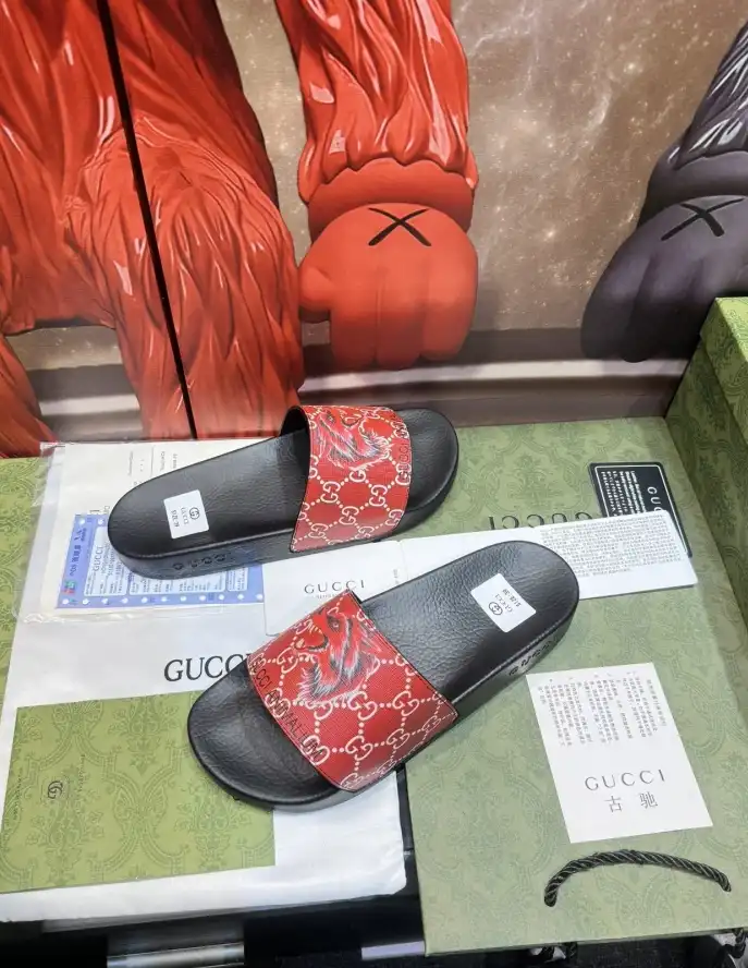 hype Gucci Slippers