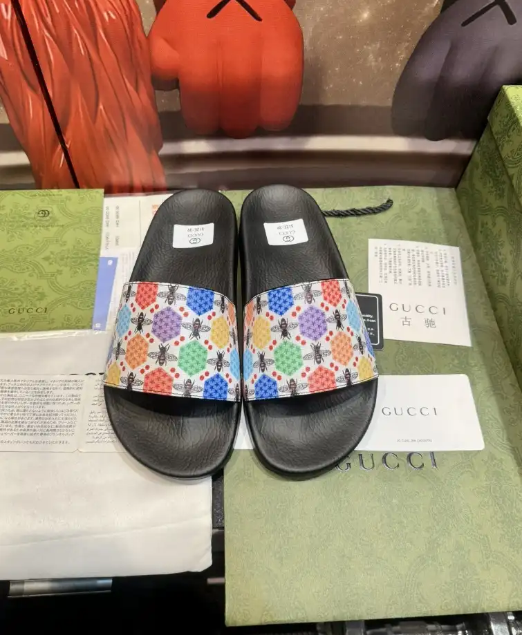 hype Gucci Slippers