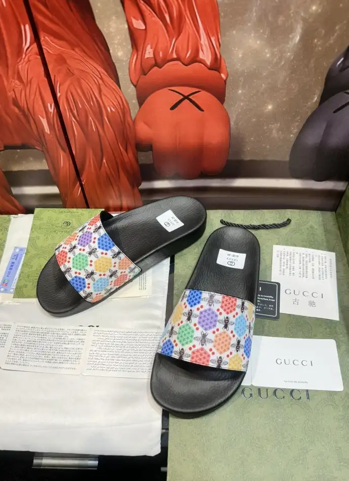 hype Gucci Slippers