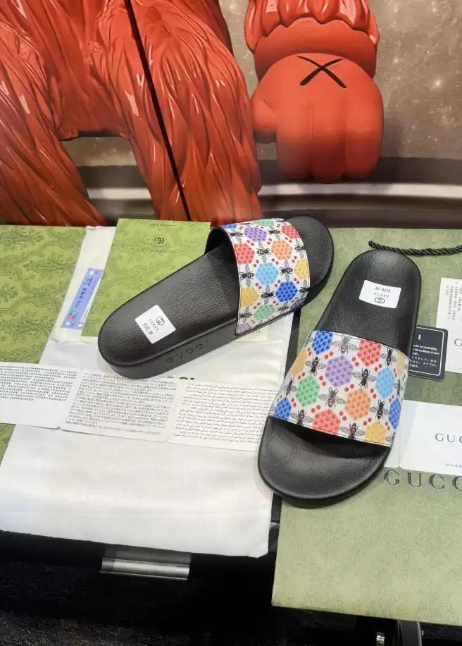 hype Gucci Slippers