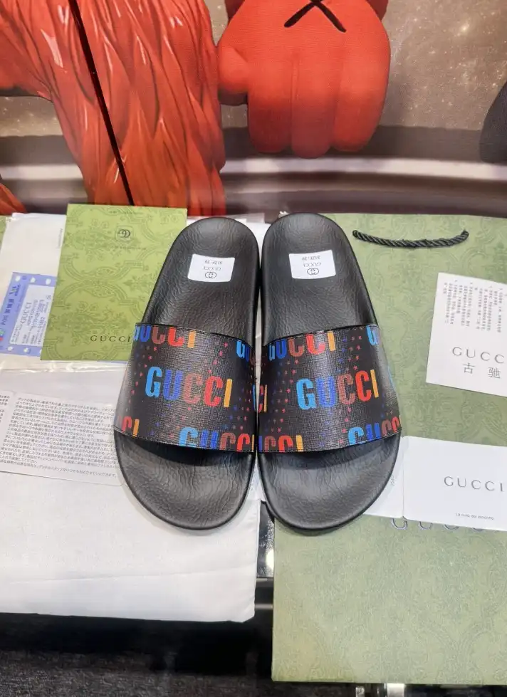 hype Gucci Slippers