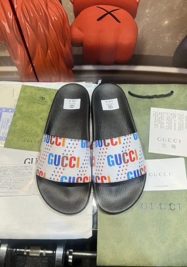 hype Gucci Slippers