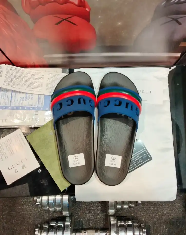 hype Gucci Slippers