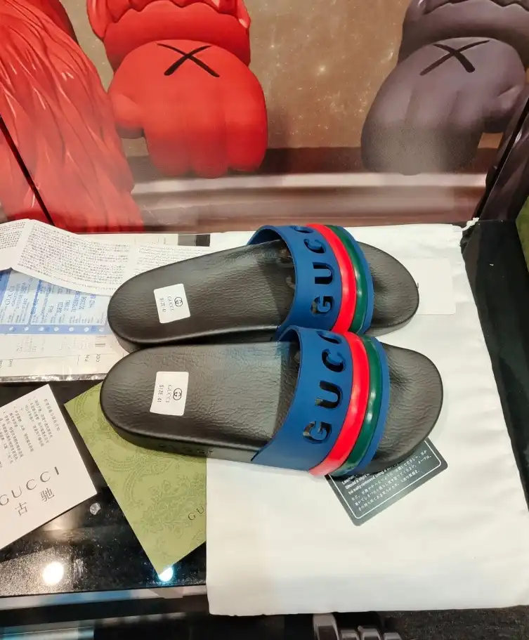 hype Gucci Slippers