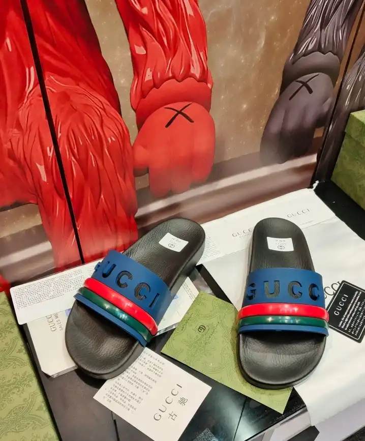 hype Gucci Slippers