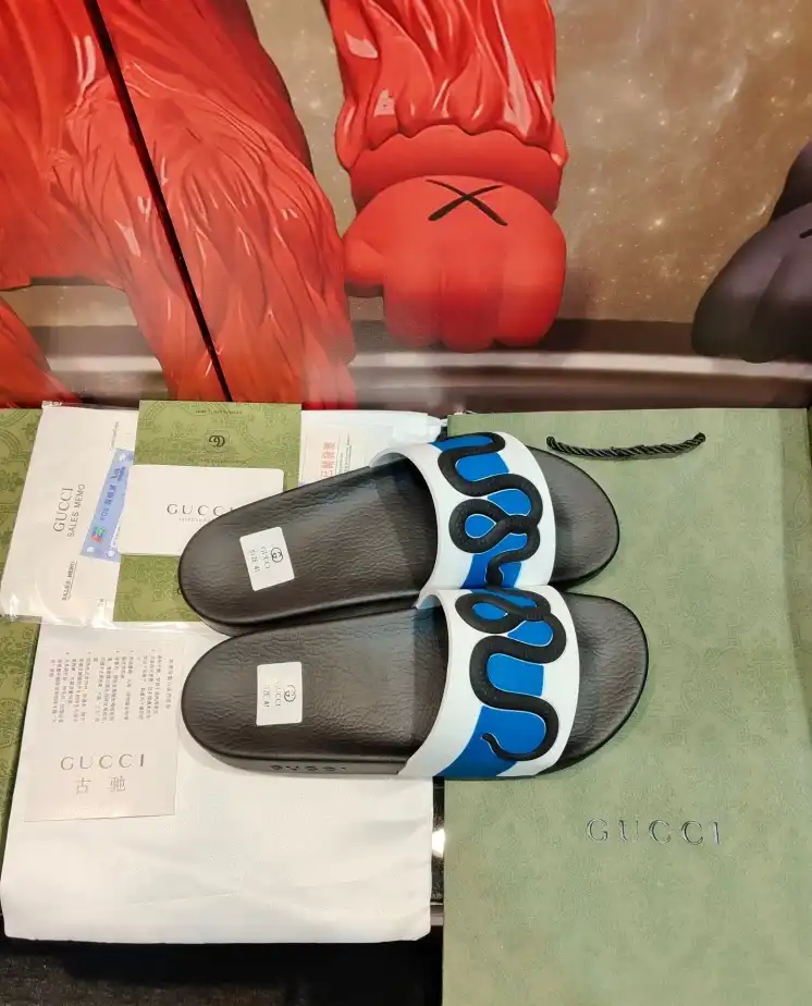 hype Gucci Slippers