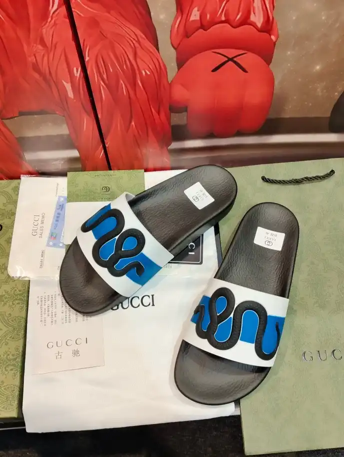 hype Gucci Slippers