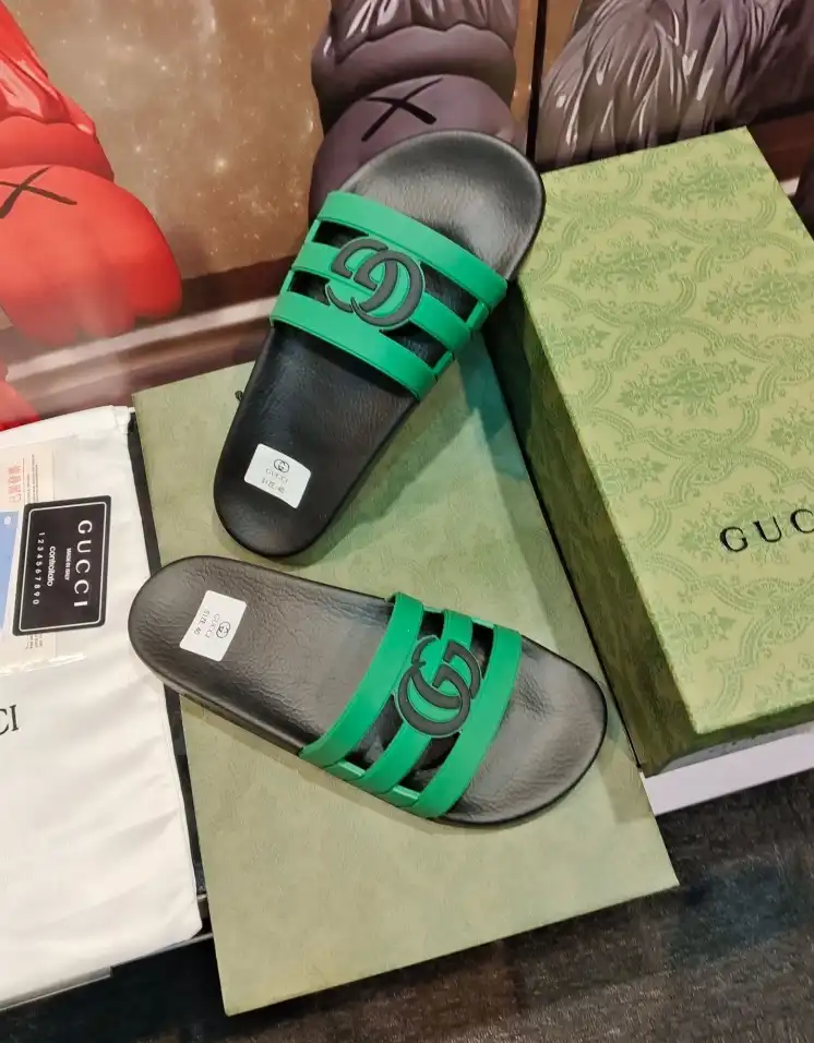 hype Gucci Slippers