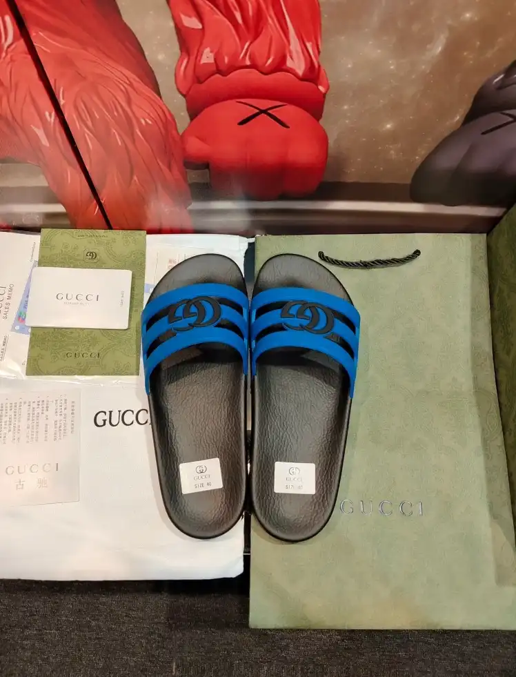 hype Gucci Slippers