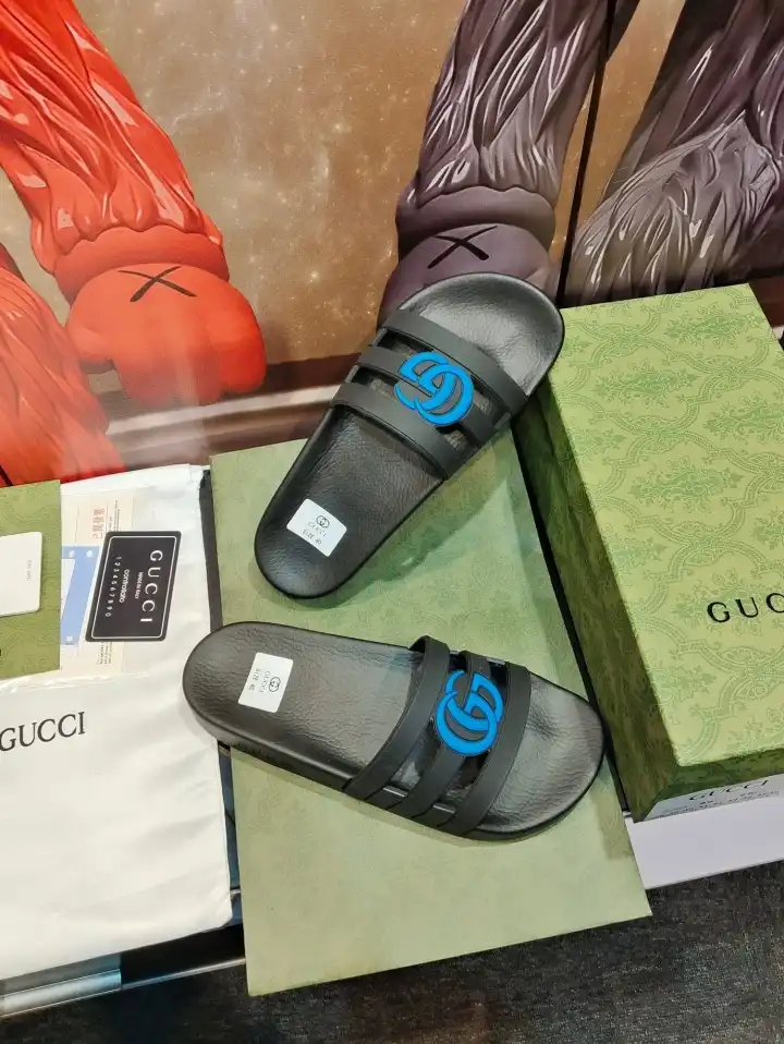 hype Gucci Slippers