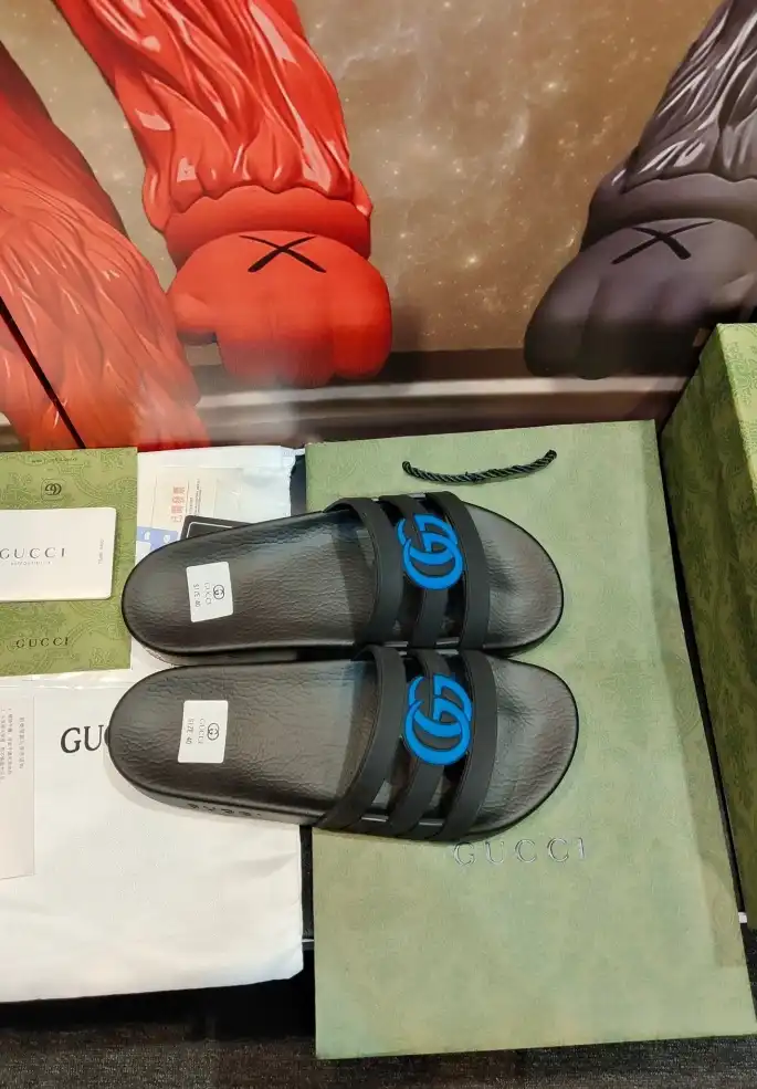 hype Gucci Slippers