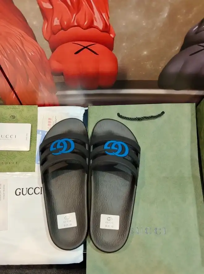 hype Gucci Slippers