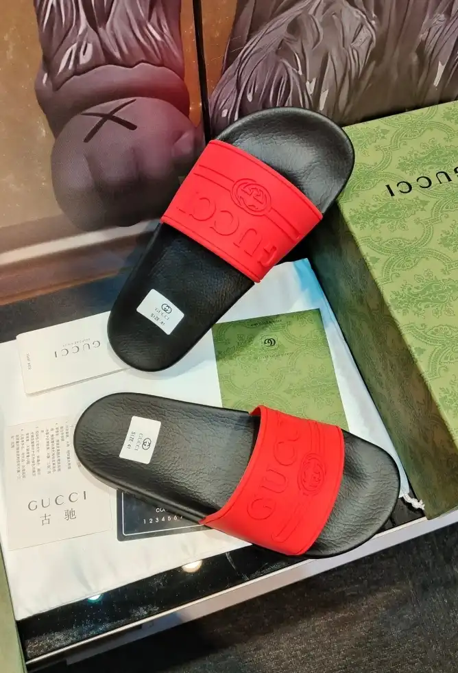 hype Gucci Slippers