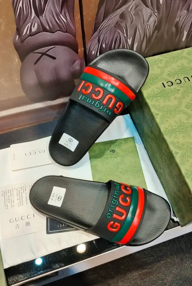 hype Gucci Slippers