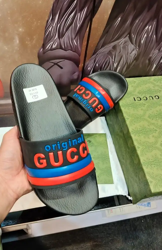 hype Gucci Slippers