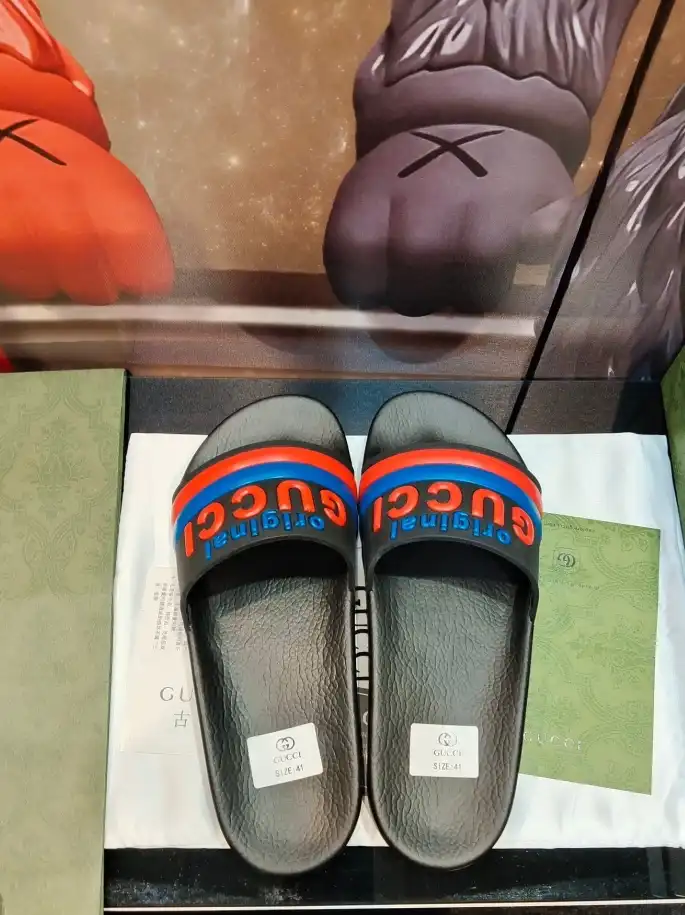 hype Gucci Slippers