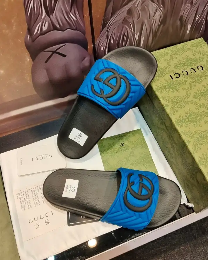 hype Gucci Slippers