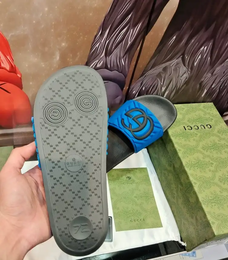 hype Gucci Slippers