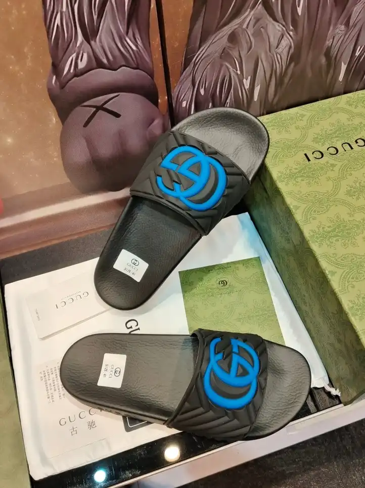 hype Gucci Slippers