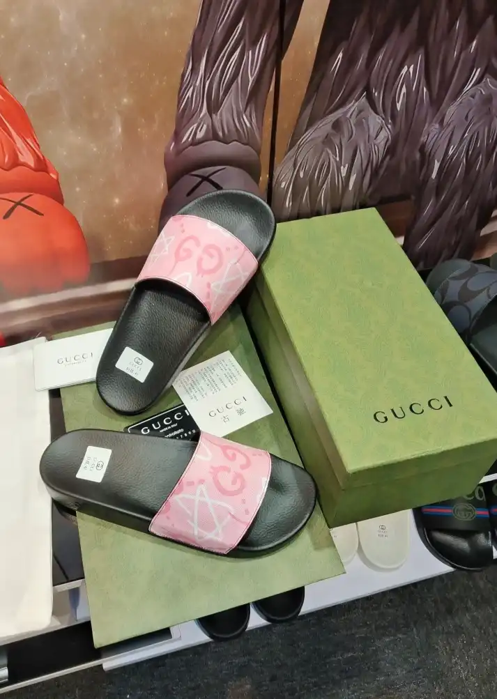 hype Gucci Slippers