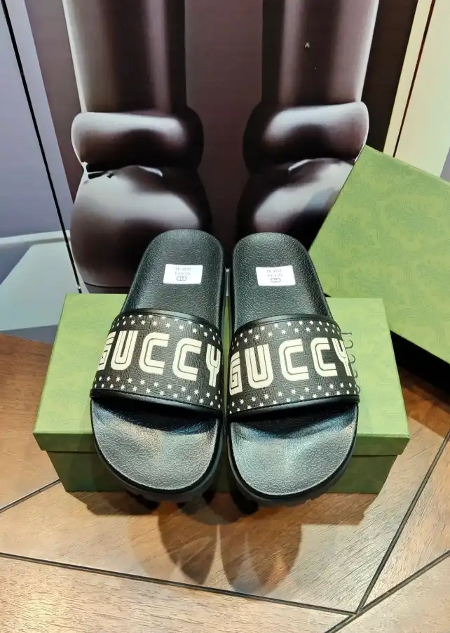 hype Gucci Slippers