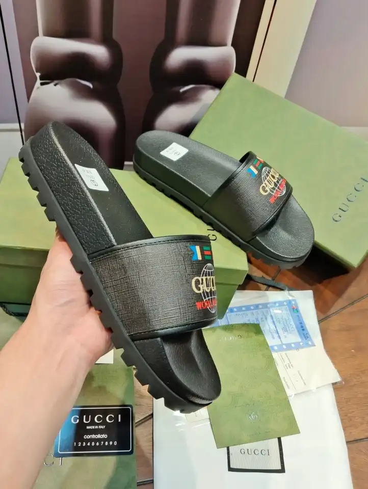 hype Gucci Slippers