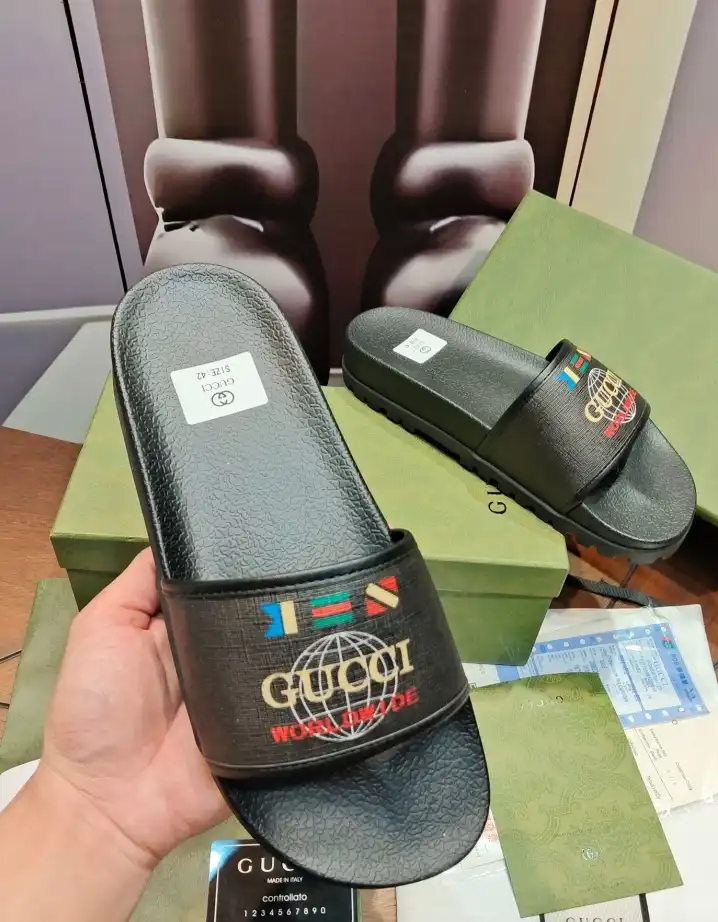 hype Gucci Slippers