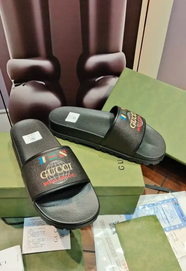 hype Gucci Slippers