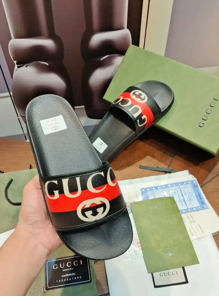 hype Gucci Slippers