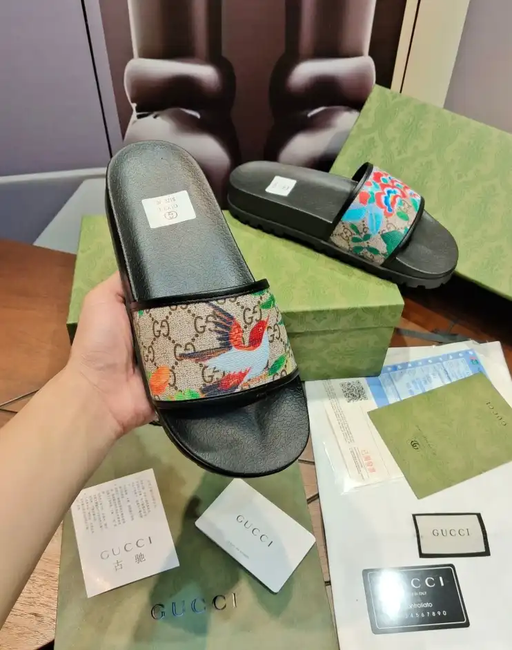 hype Gucci Slippers