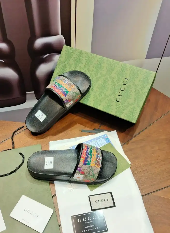 hype Gucci Slippers