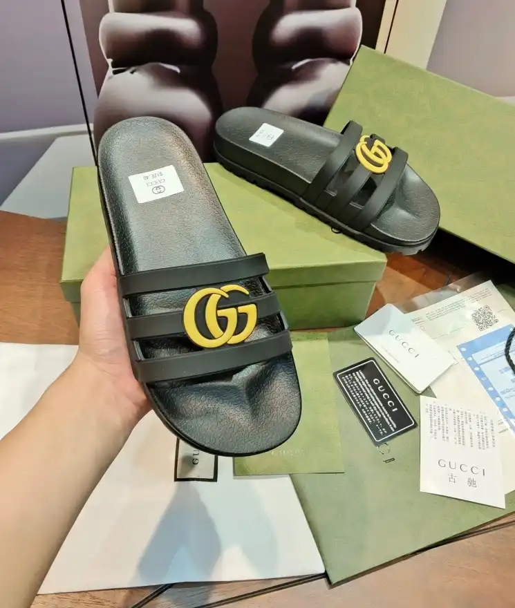 hype Gucci Slippers