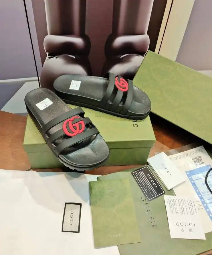 hype Gucci Slippers