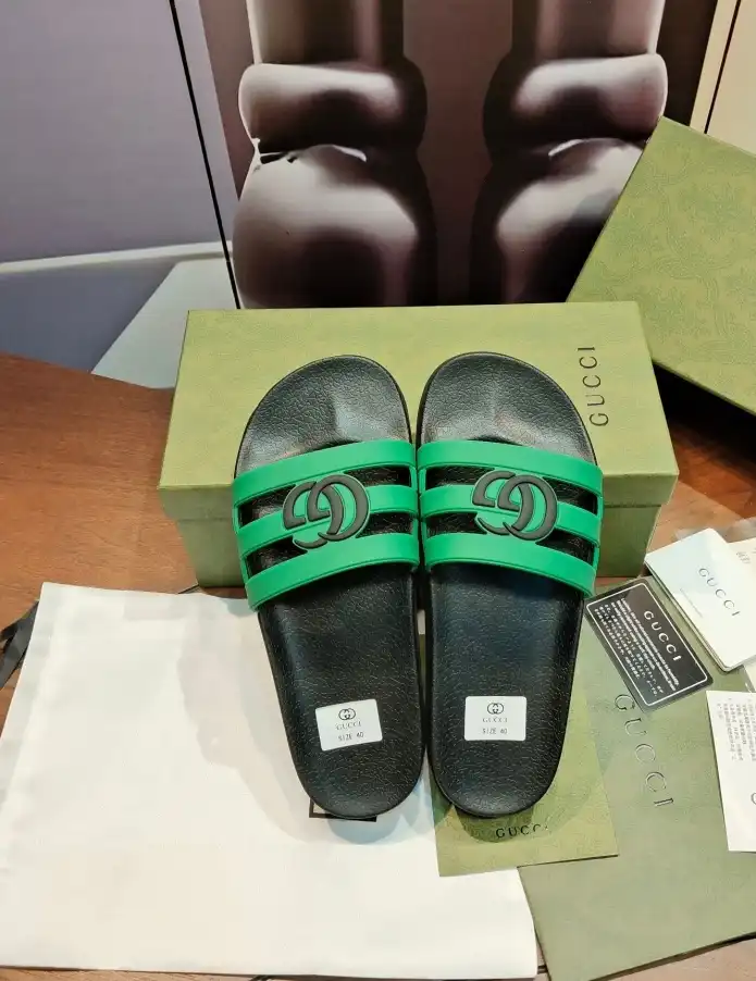 hype Gucci Slippers