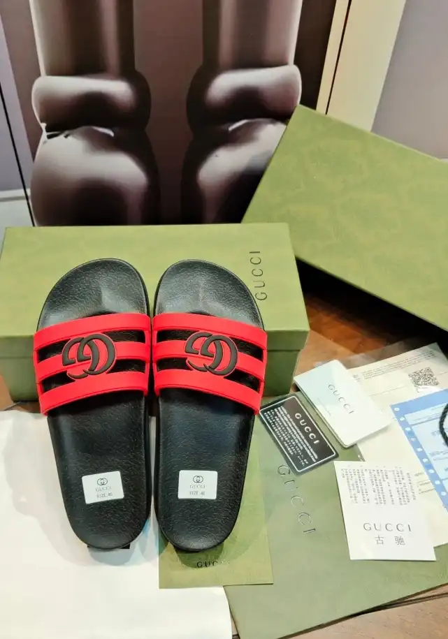 hype Gucci Slippers