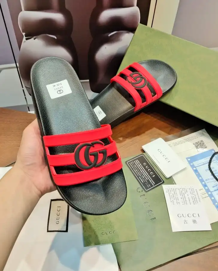 hype Gucci Slippers