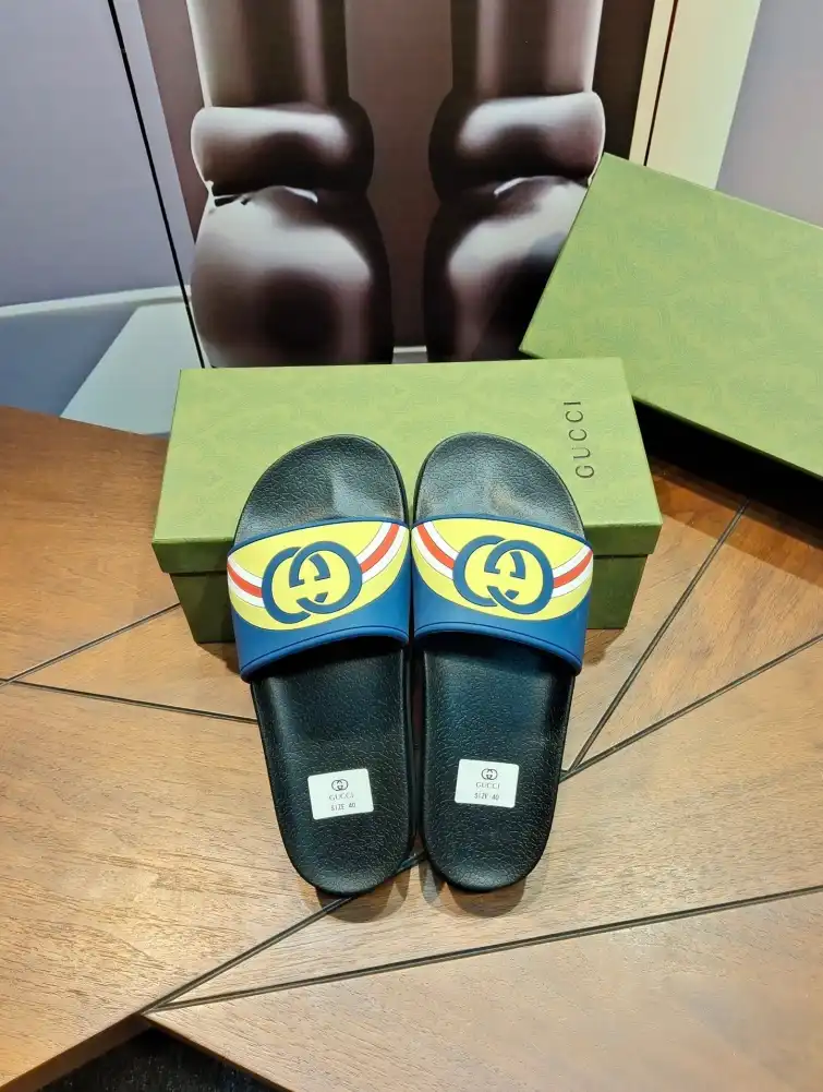 hype Gucci Slippers