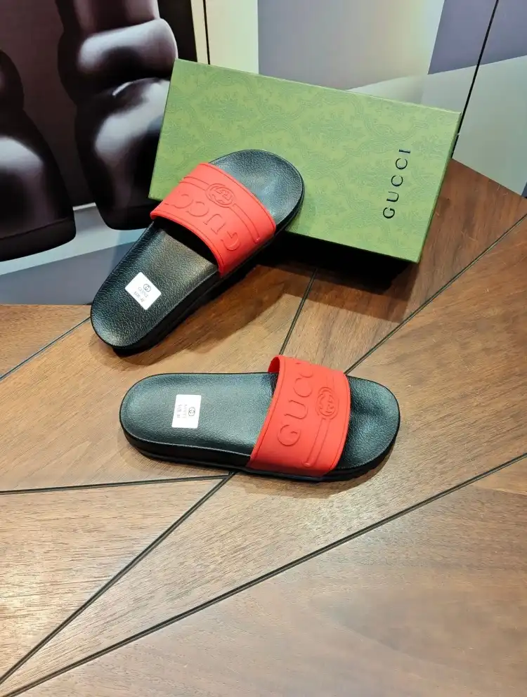 hype Gucci Slippers