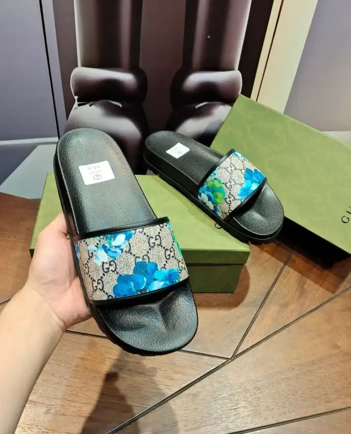 hype Gucci Slippers