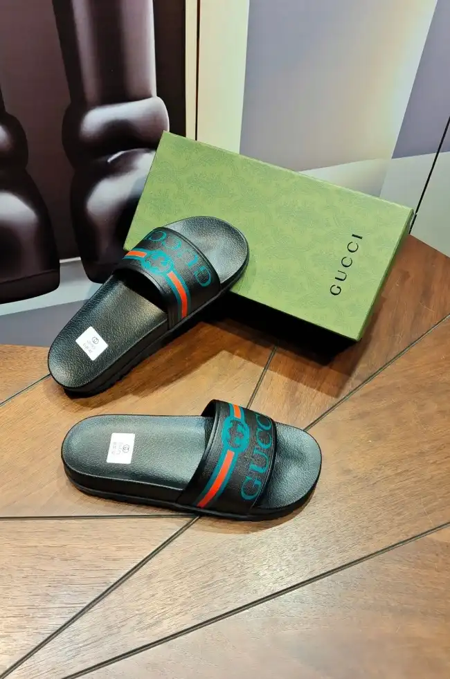 hype Gucci Slippers